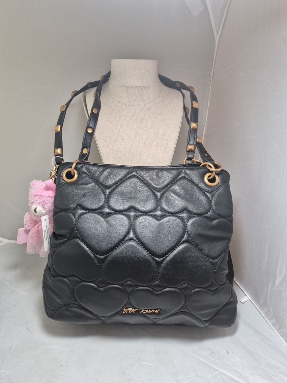 💥 New Betsey Johnson Mia Satchel - Quilted Hearts - Black Pink Bear